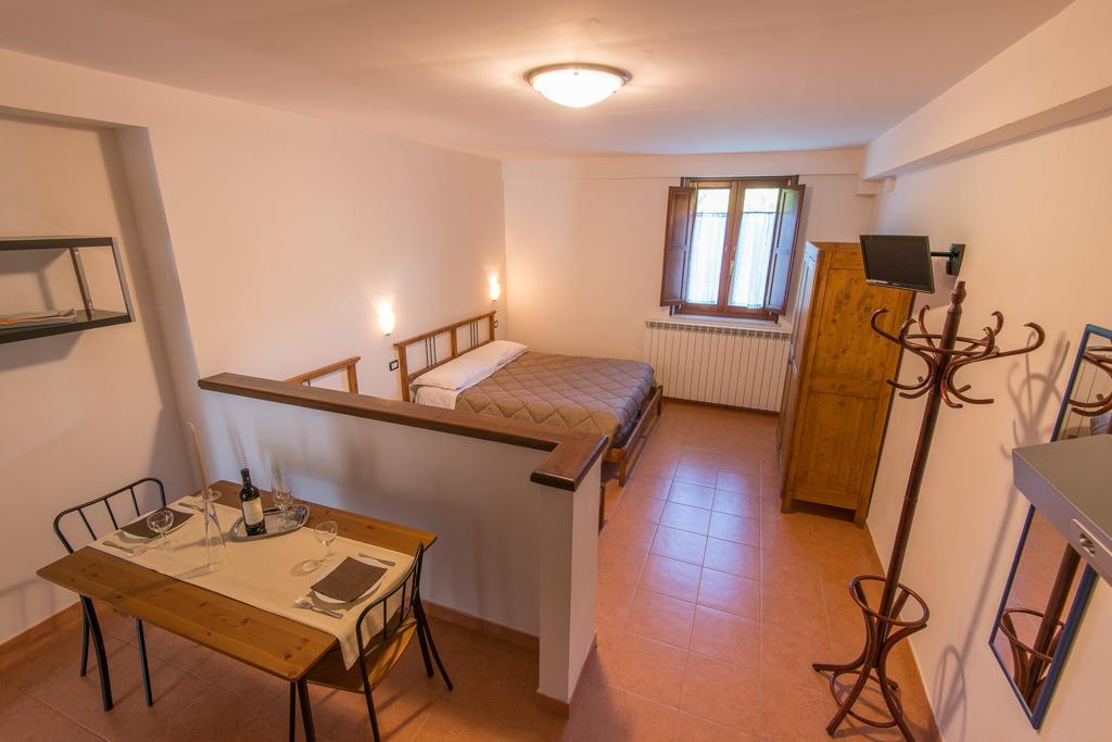 Albergo Della Corte بيسكاسيرولي المظهر الخارجي الصورة