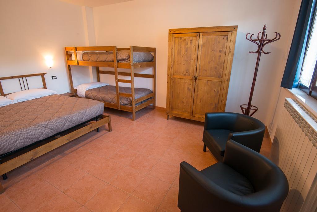 Albergo Della Corte بيسكاسيرولي المظهر الخارجي الصورة