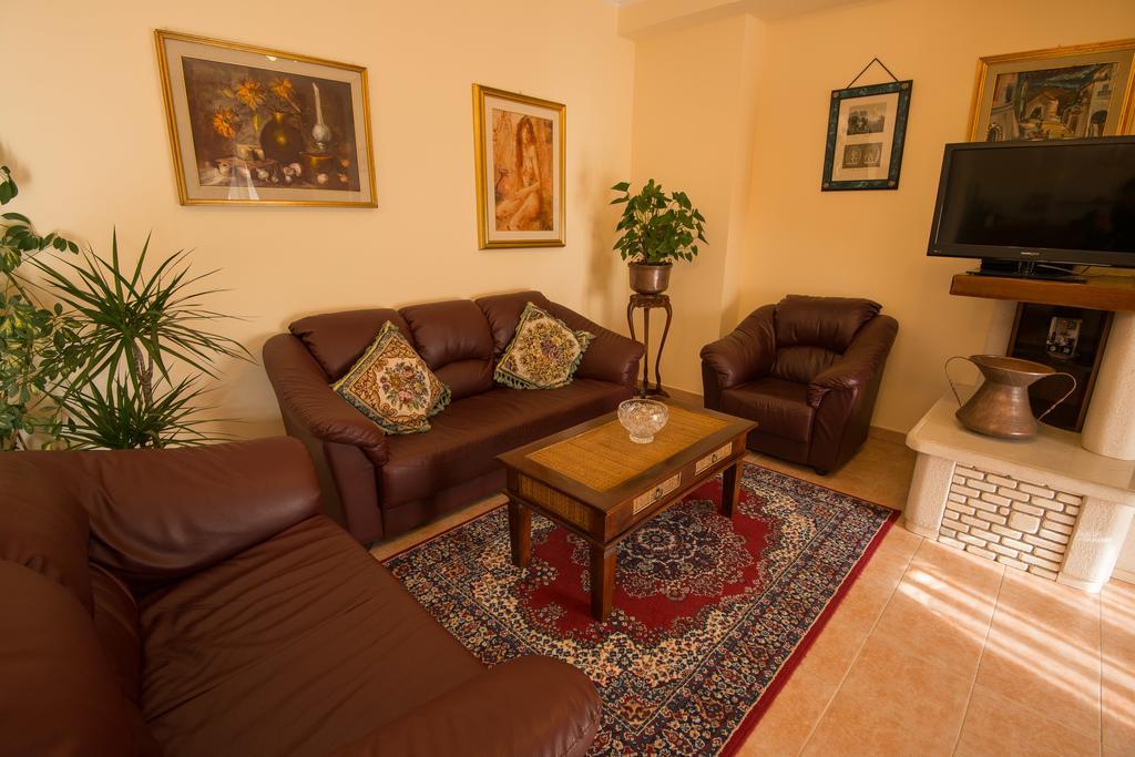 Albergo Della Corte بيسكاسيرولي المظهر الخارجي الصورة