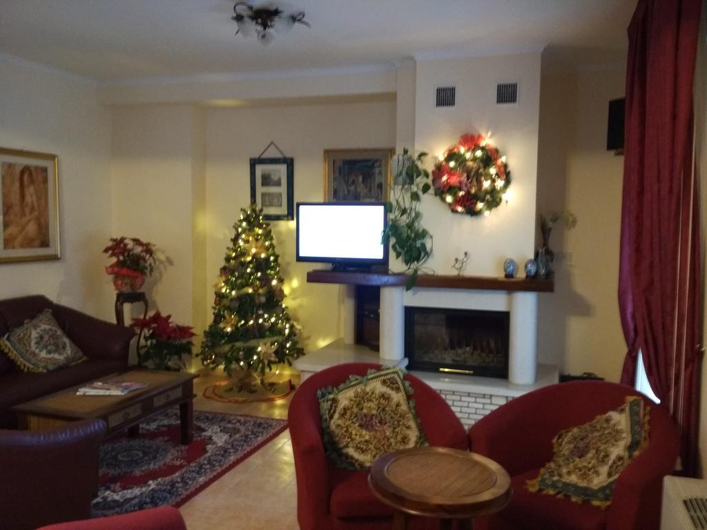 Albergo Della Corte بيسكاسيرولي المظهر الخارجي الصورة